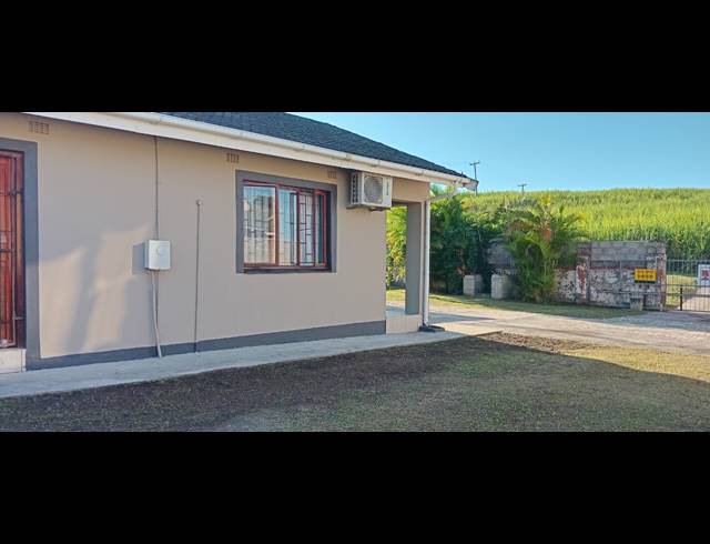 2 BEDROOM FREESTANDING FOR SALE IN HIGH RIDGE